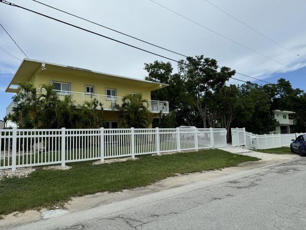 176 lorelane Place Place, KEY LARGO, FL 33037
