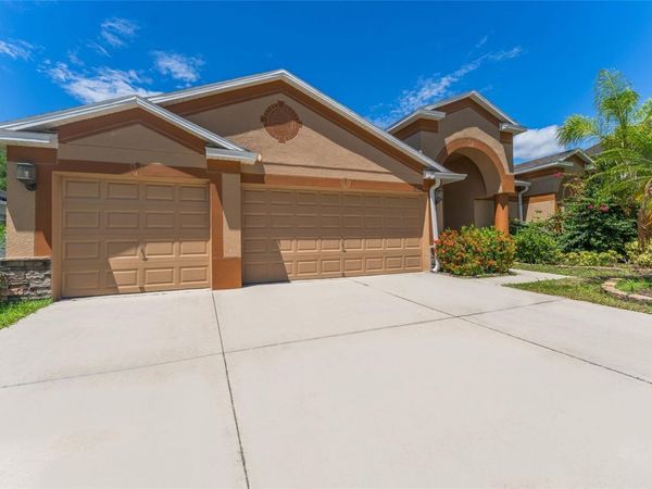 2637 YUKON CLIFF DRIVE, RUSKIN, FL 33570