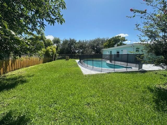 1910 SE Rainier Road, Port Saint Lucie, FL 34952 Photo