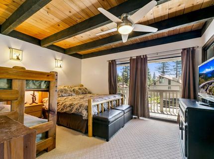 1001 Commonwealth Drive, Kings Beach, CA 98143 Photo