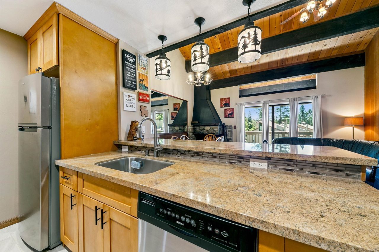 1001 Commonwealth Drive, Kings Beach, CA 98143 Photo