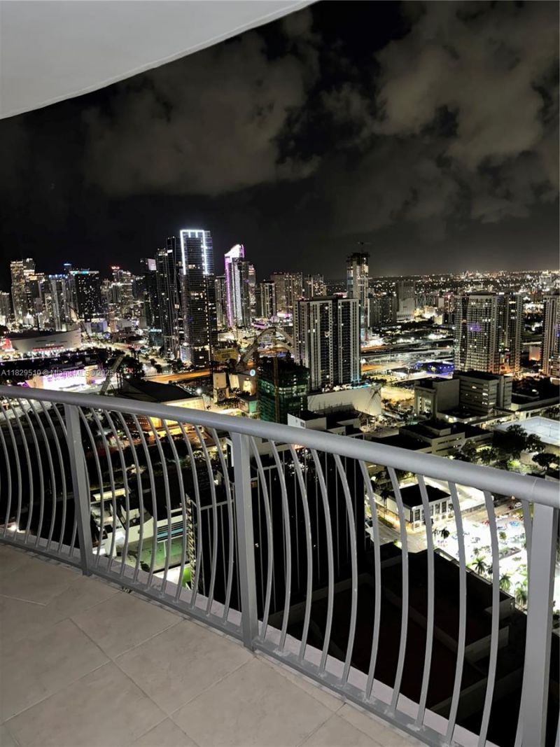 1750 N Bayshore Dr, Unit 5114, Miami, FL 33132 Photo