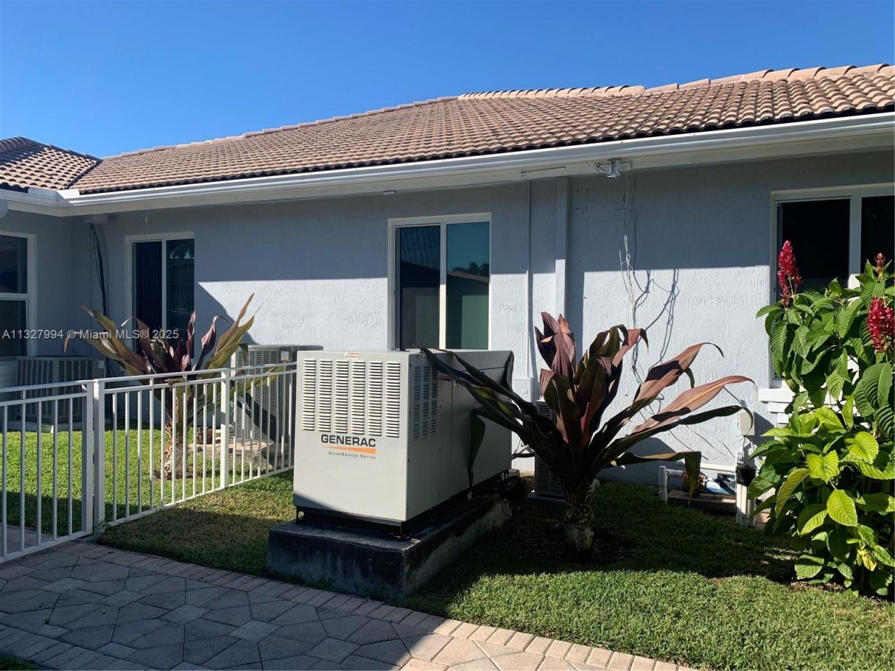 7625 SW 75th Ave, Miami, FL 33143 Photo