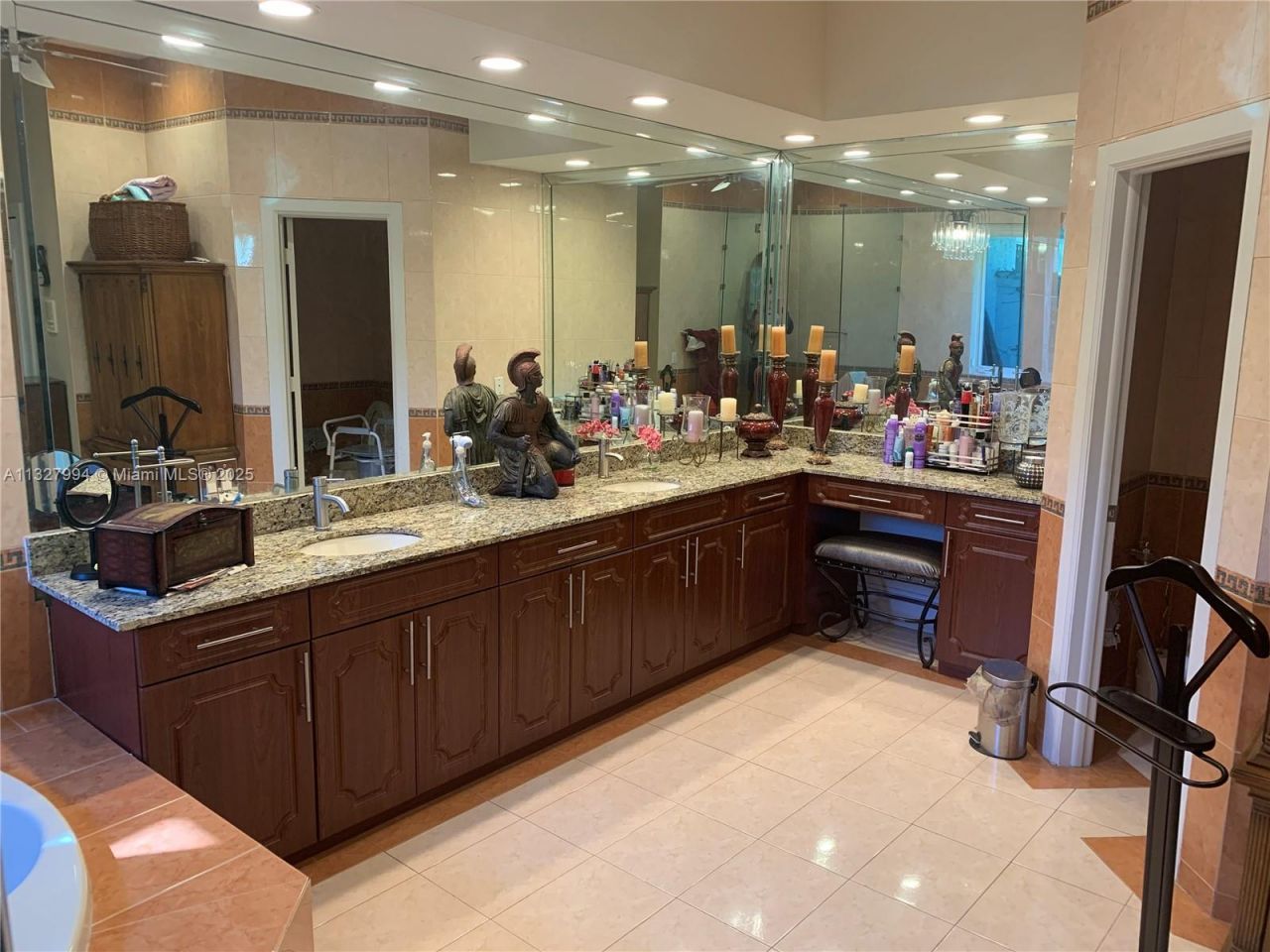 7625 SW 75th Ave, Miami, FL 33143 Photo