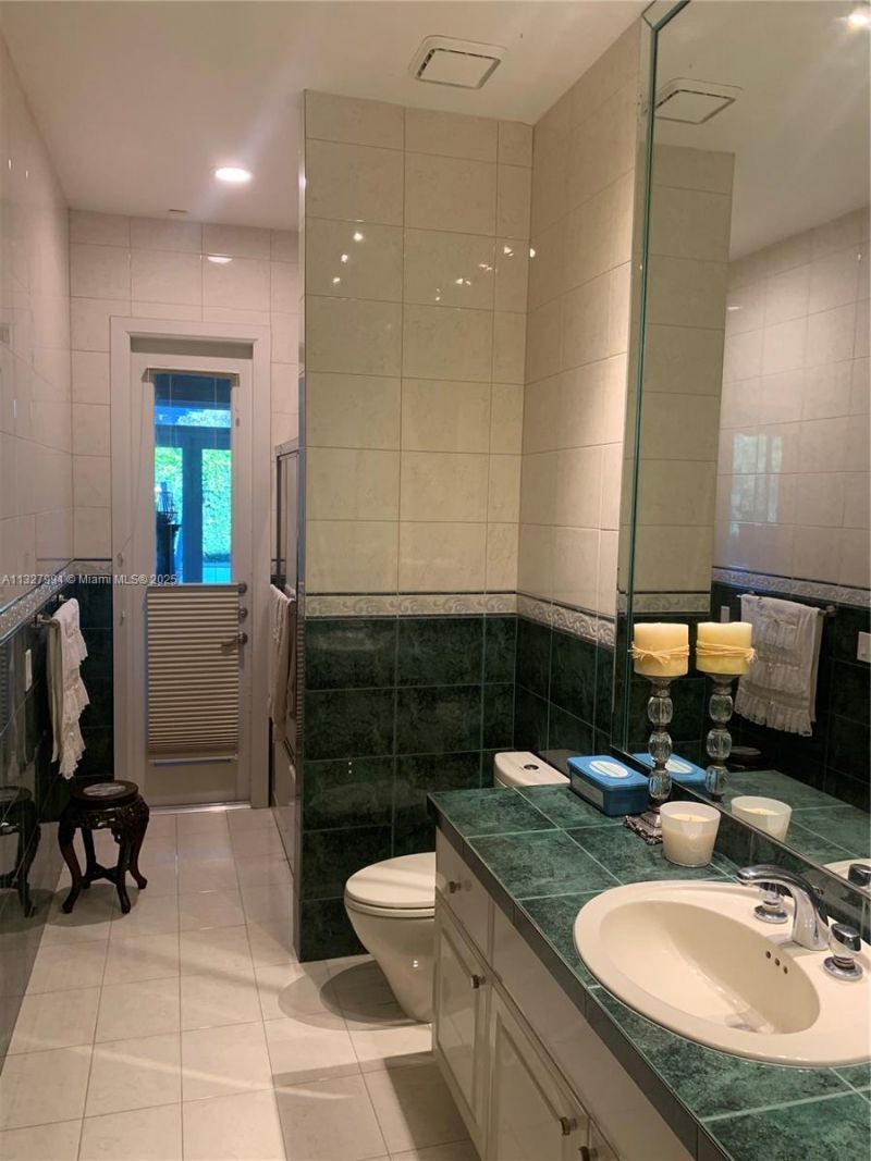 7625 SW 75th Ave, Miami, FL 33143 Photo