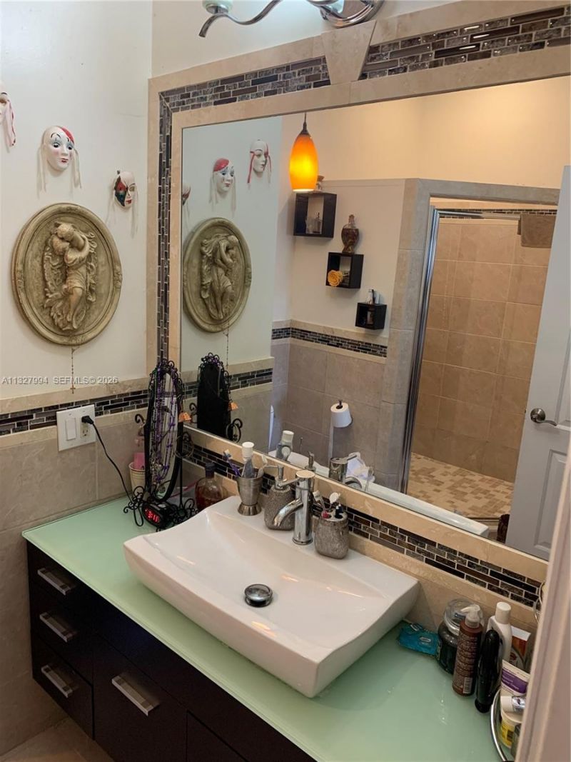 7625 SW 75th Ave, Miami, FL 33143 Photo