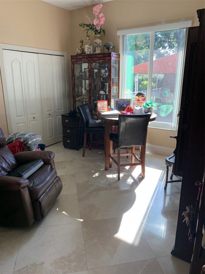 7625 SW 75th Ave, Miami, FL 33143 Photo