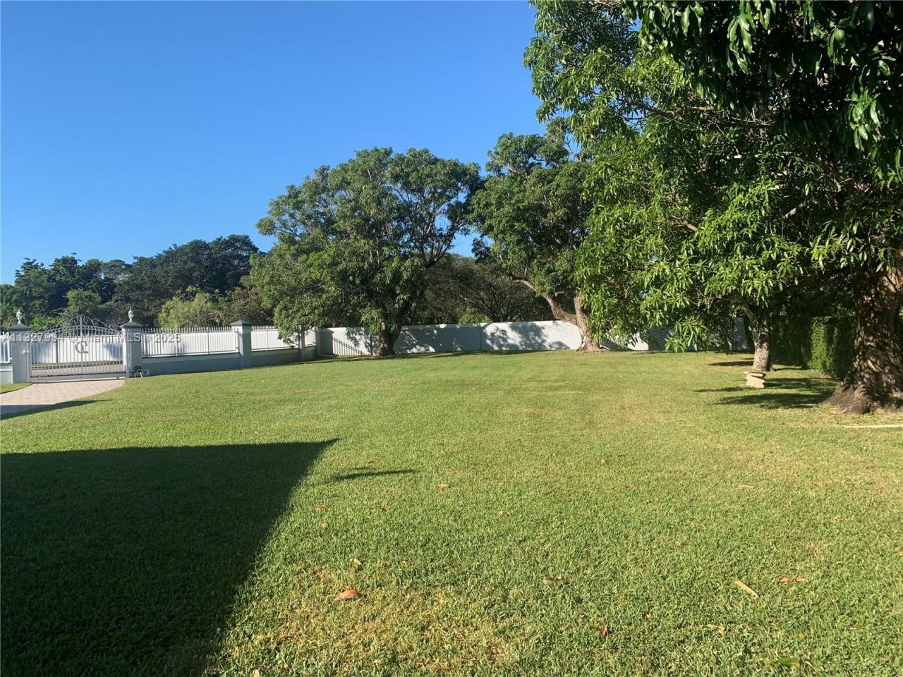 7625 SW 75th Ave, Miami, FL 33143 Photo