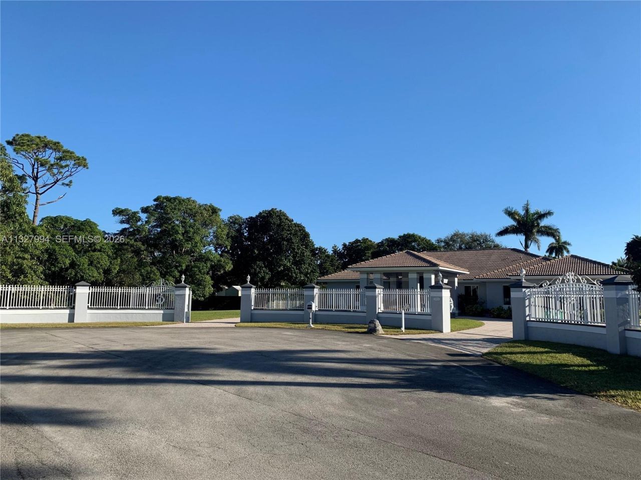 7625 SW 75th Ave, Miami, FL 33143 Photo