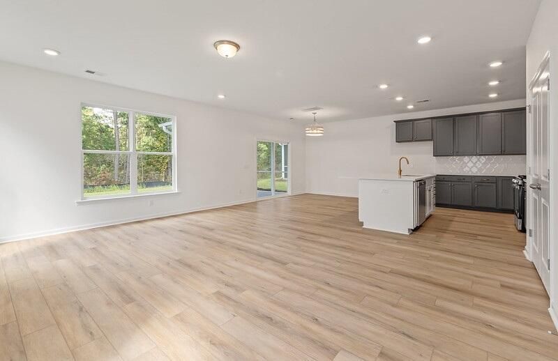 117 Palfrey Drive Photo 6