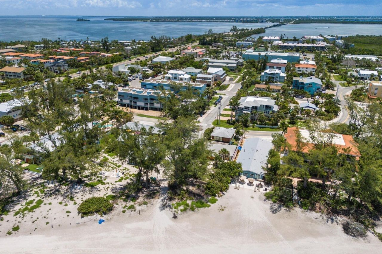 3720 Gulf Drive, Holmes Beach, FL 34217 Photo