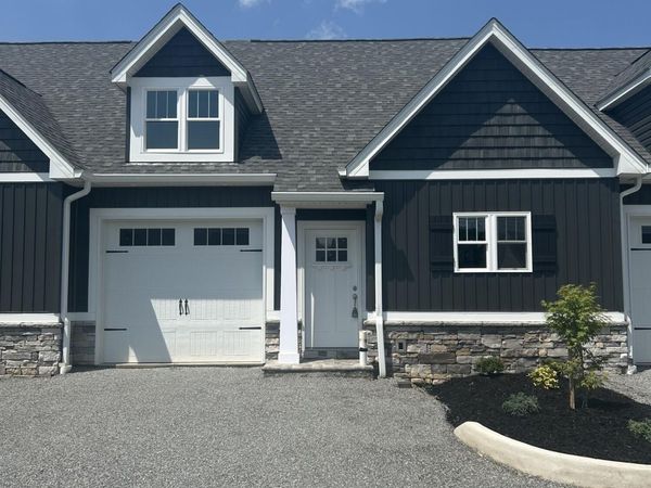 411 Kimball AVE, Salem, VA 24153