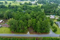 230 Appleby Avenue photo 4