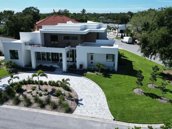 2110 MICHELE DRIVE, SARASOTA, FL 34231