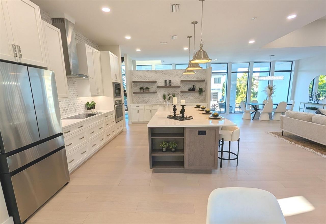 2110 Michele Drive, Sarasota, FL 34231 Photo