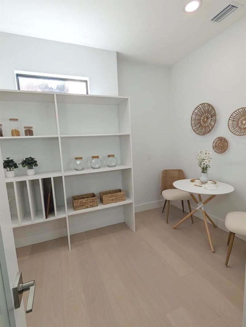 2110 Michele Drive, Sarasota, FL 34231 Photo