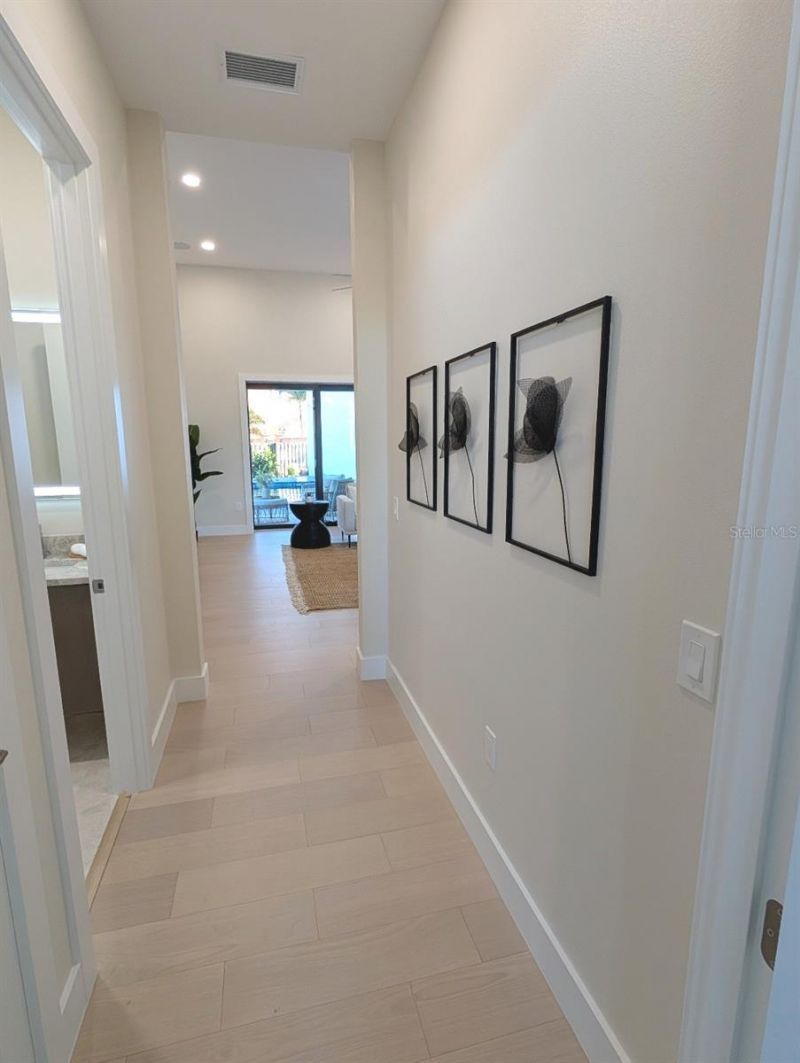 2110 Michele Drive, Sarasota, FL 34231 Photo