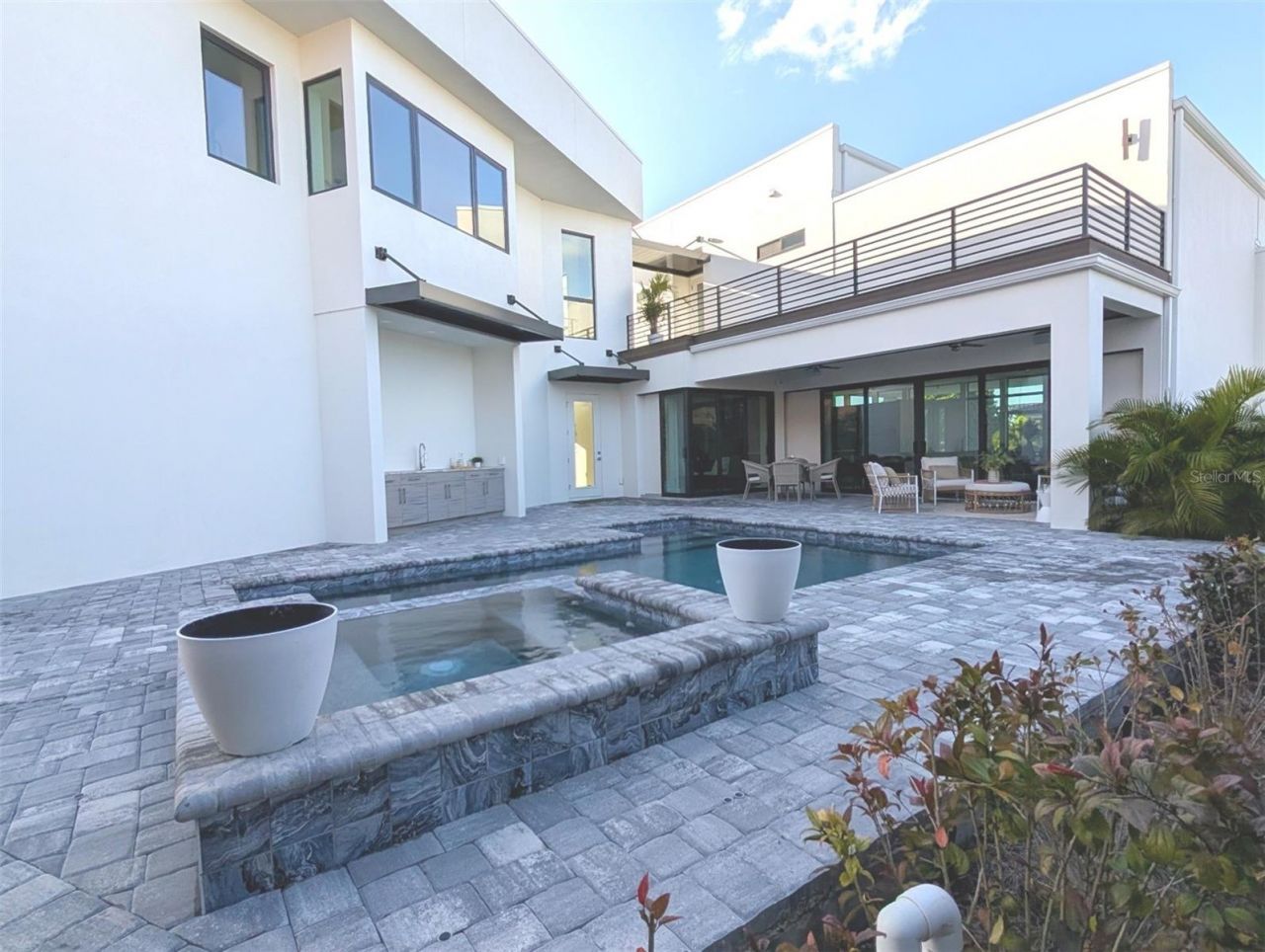 2110 Michele Drive, Sarasota, FL 34231 Photo