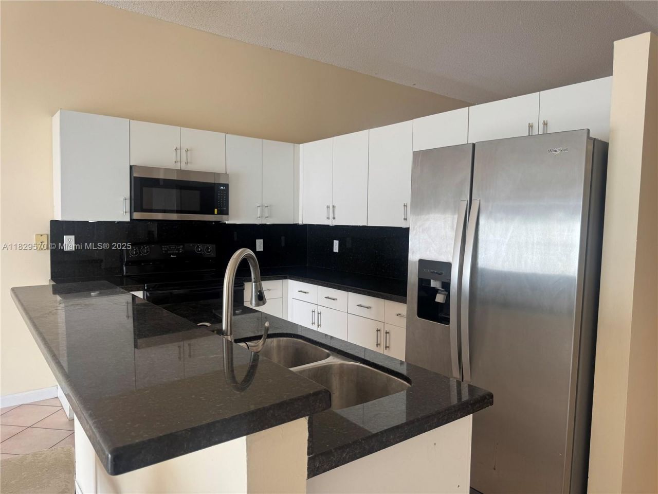 2383 SW 177th Ter, Miramar, FL 33029 Photo