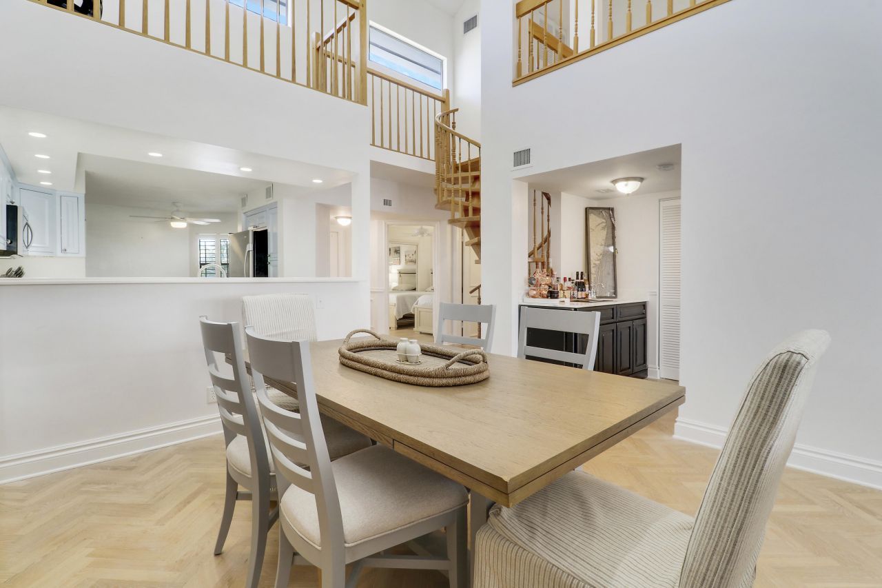 543 Bay Colony Drive N, Unit Slip 8, Juno Beach, FL 33408 Photo