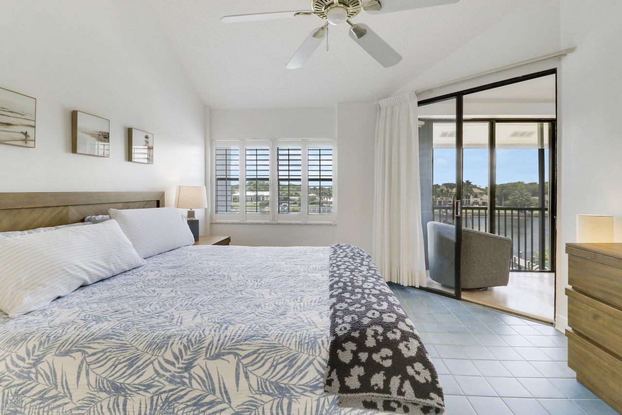 543 Bay Colony Drive N, Unit Slip 8, Juno Beach, FL 33408 Photo