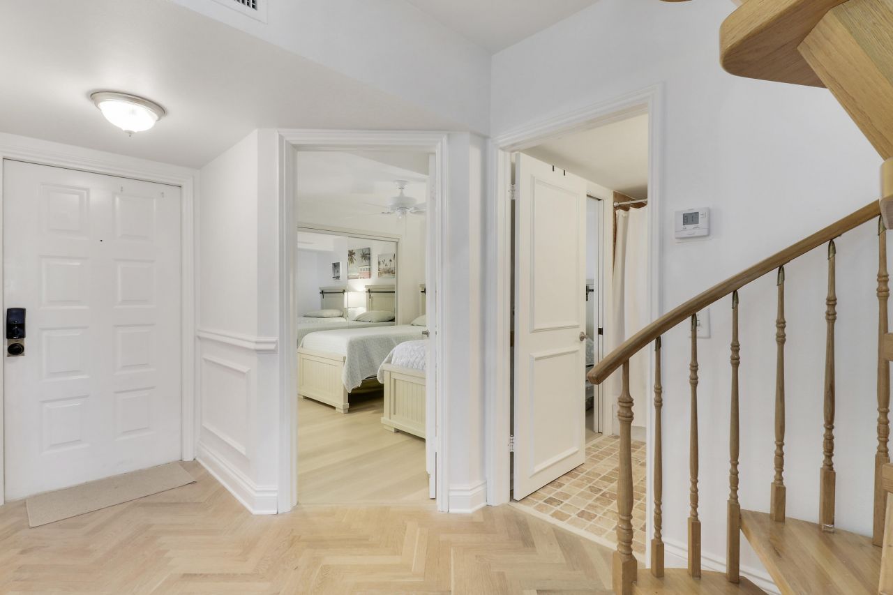 543 Bay Colony Drive N, Unit Slip 8, Juno Beach, FL 33408 Photo