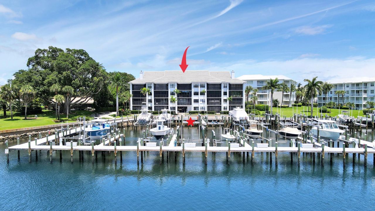 543 Bay Colony Drive N, Unit Slip 8, Juno Beach, FL 33408 Photo