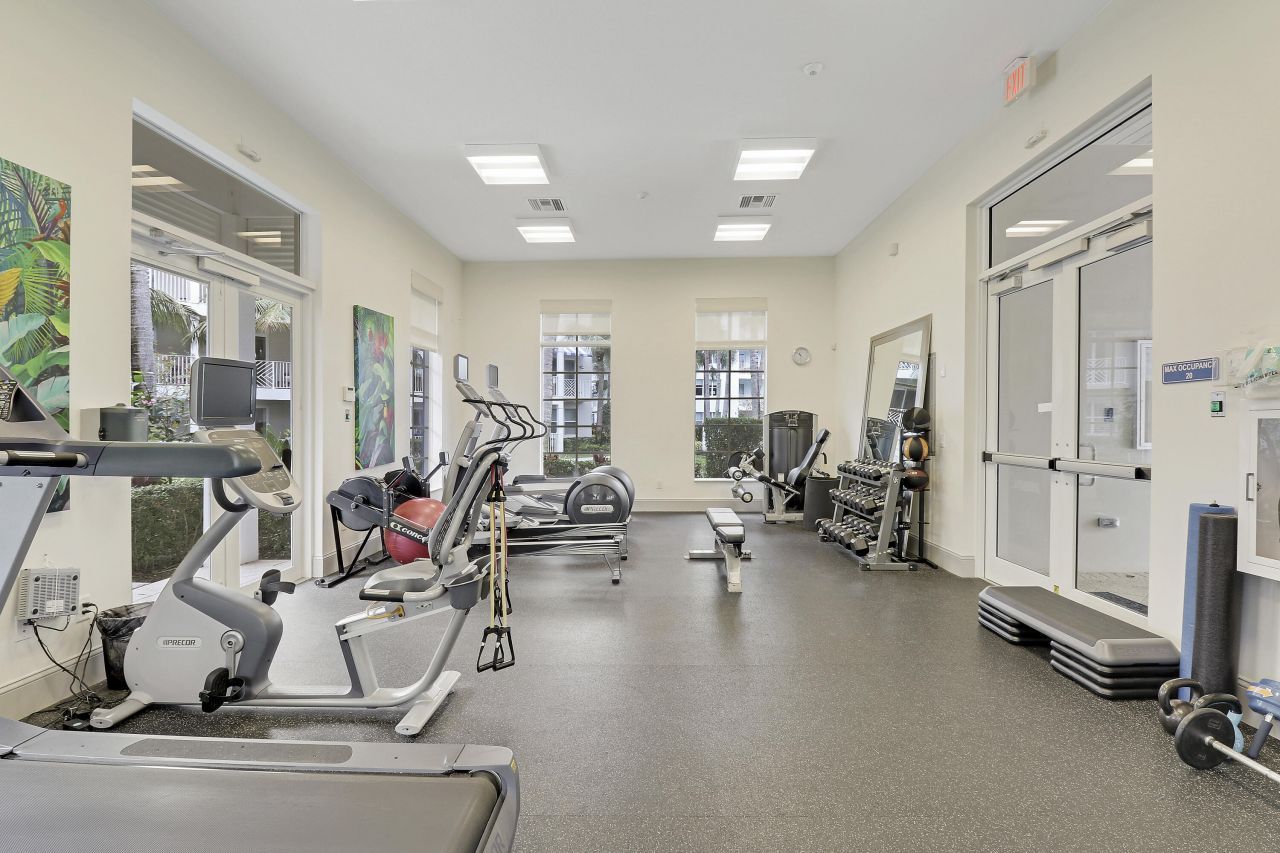 543 Bay Colony Drive N, Unit Slip 8, Juno Beach, FL 33408 Photo