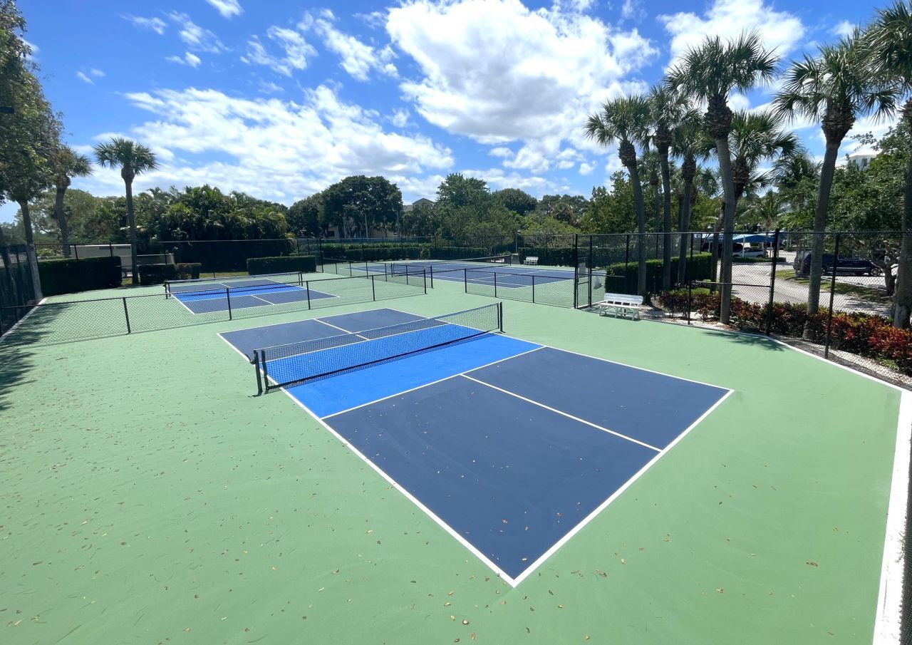 543 Bay Colony Drive N, Unit Slip 8, Juno Beach, FL 33408 Photo