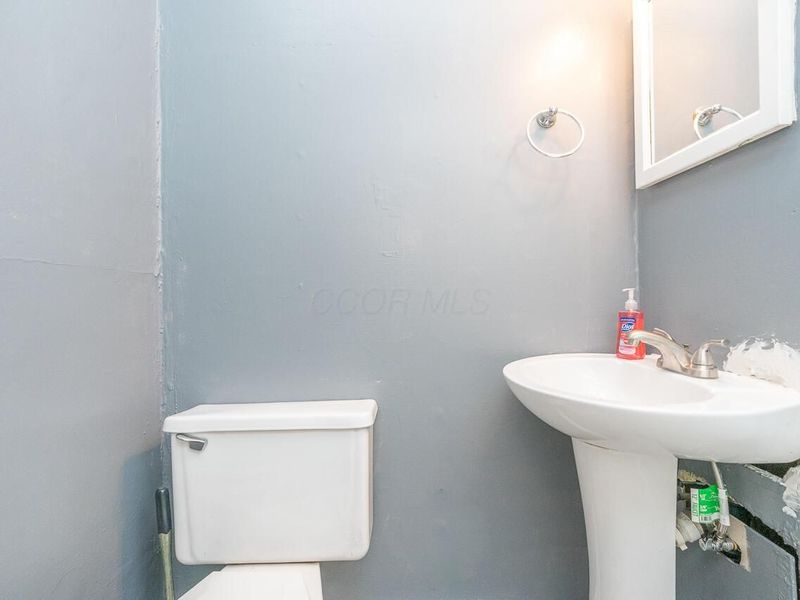 2158 Indiana Avenue, Columbus, OH 43201 Photo 15