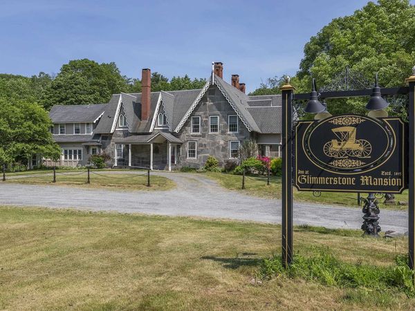 1589 Main Street, Cavendish, VT 05142