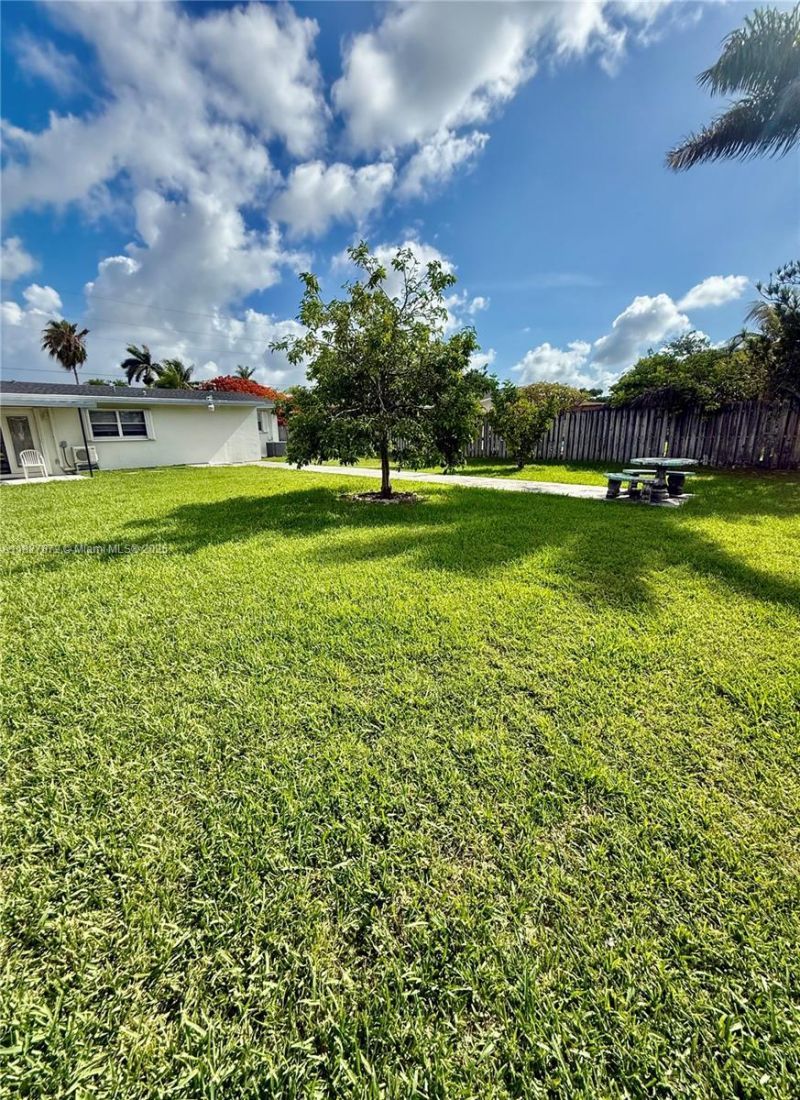 9740 Sterling Dr, Unit N/A, Cutler Bay, FL 33157 Photo