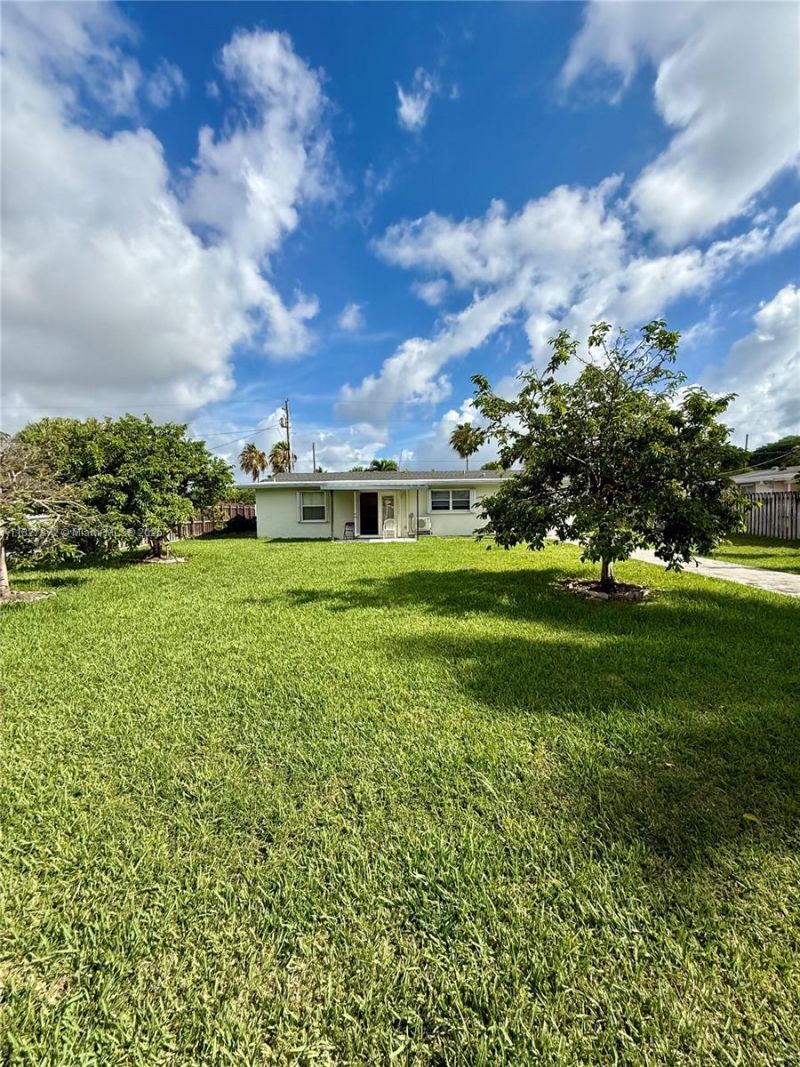 9740 Sterling Dr, Unit N/A, Cutler Bay, FL 33157 Photo