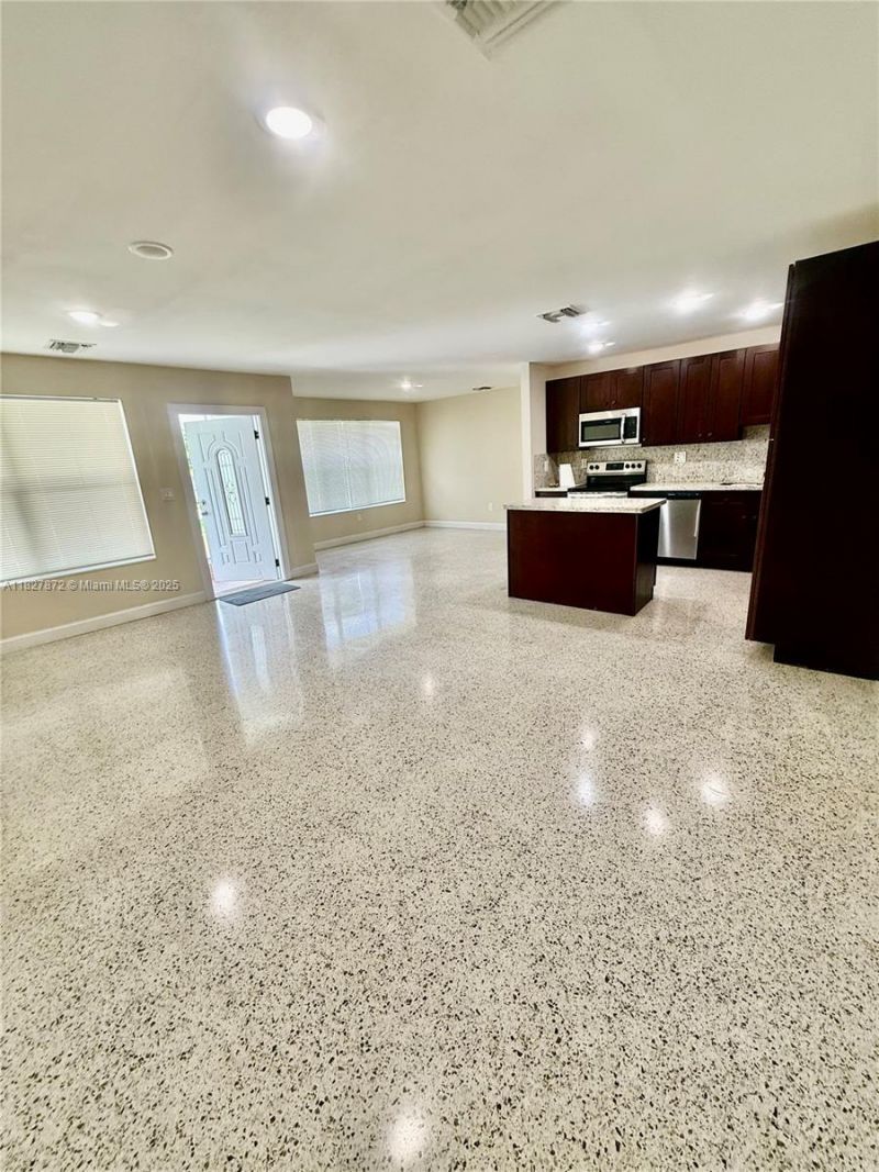 9740 Sterling Dr, Unit N/A, Cutler Bay, FL 33157 Photo