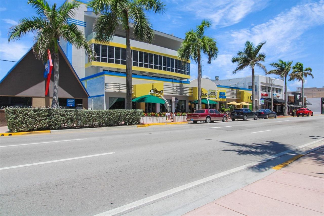 6936 Collins Ave, Unit 2nd Floor, Miami Beach, FL 33141 Photo