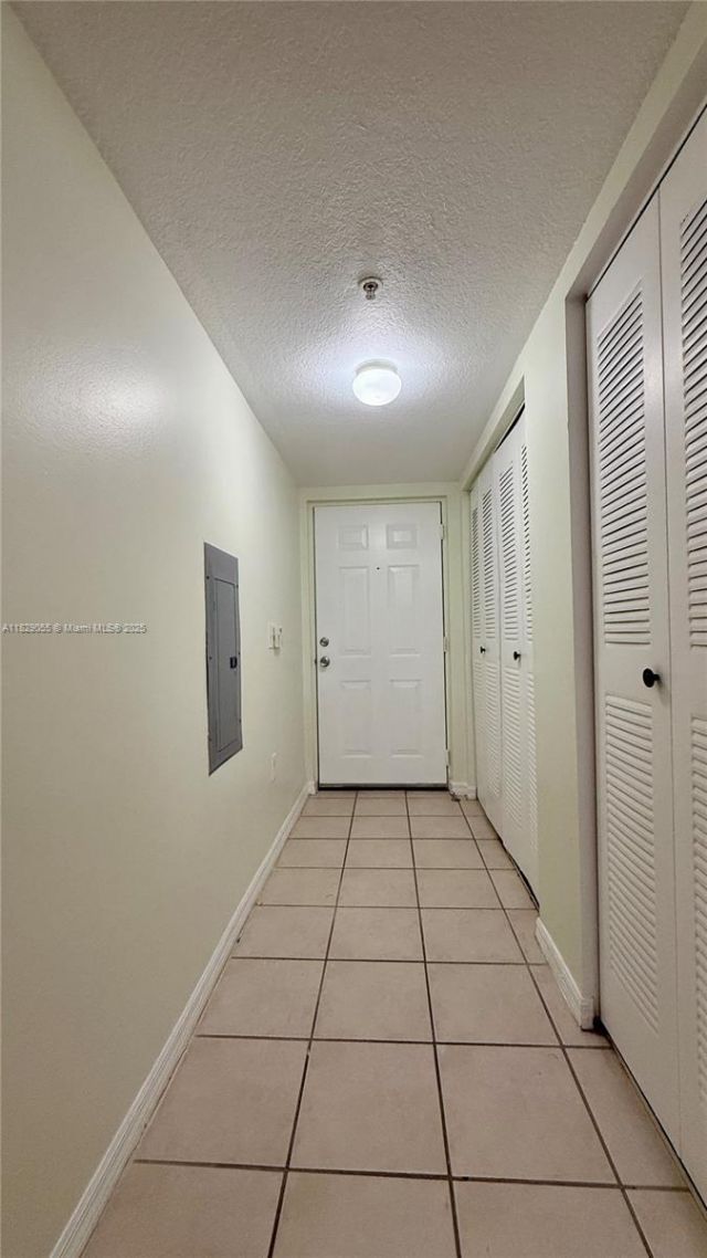 4021 San Marino Blvd, Unit 102, West Palm Beach, FL 33409 Photo
