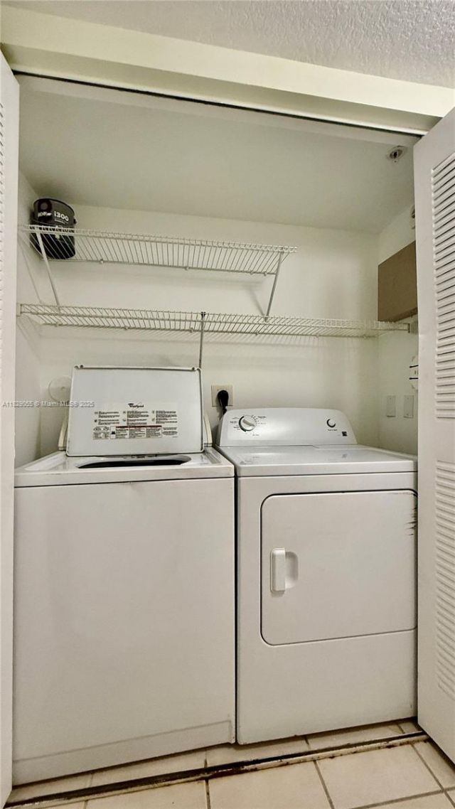 4021 San Marino Blvd, Unit 102, West Palm Beach, FL 33409 Photo