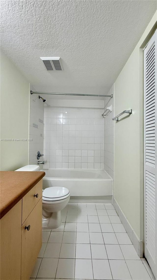 4021 San Marino Blvd, Unit 102, West Palm Beach, FL 33409 Photo