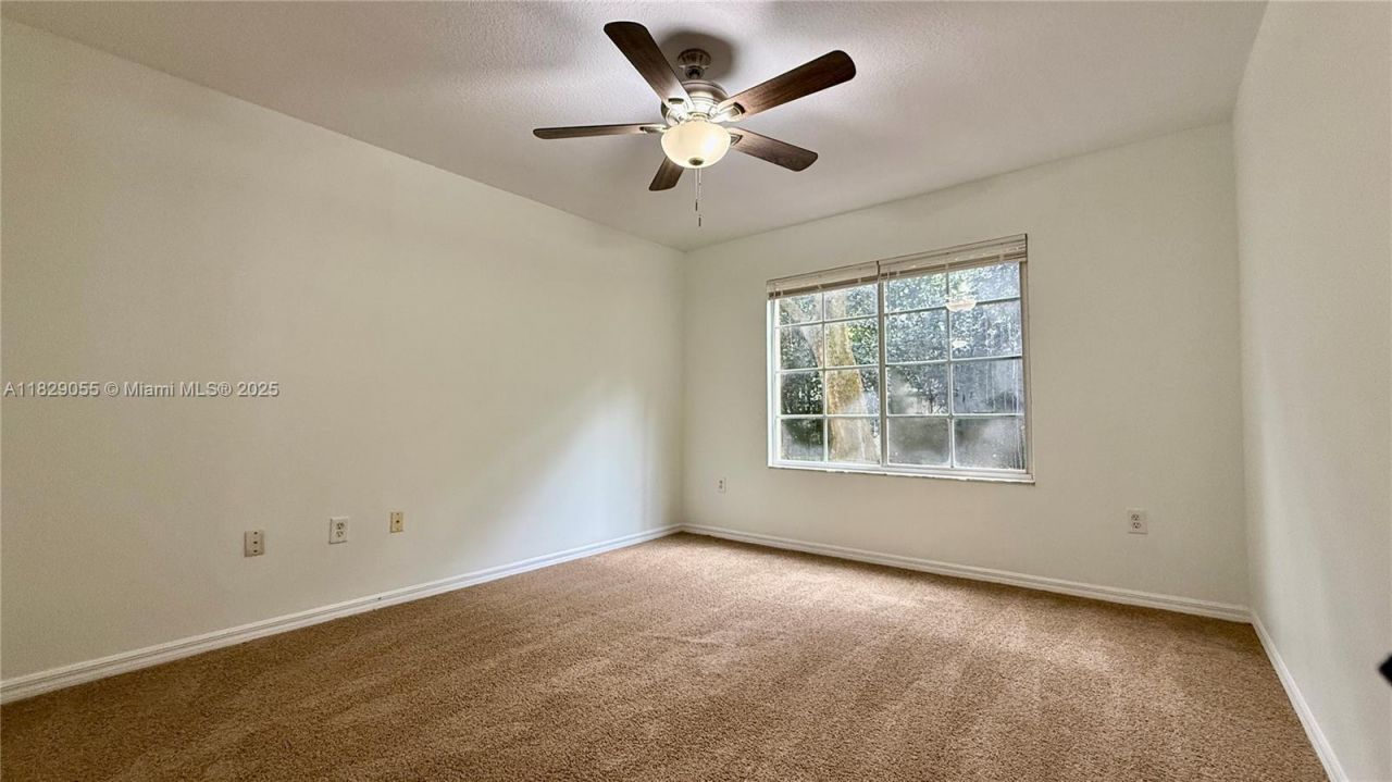 4021 San Marino Blvd, Unit 102, West Palm Beach, FL 33409 Photo