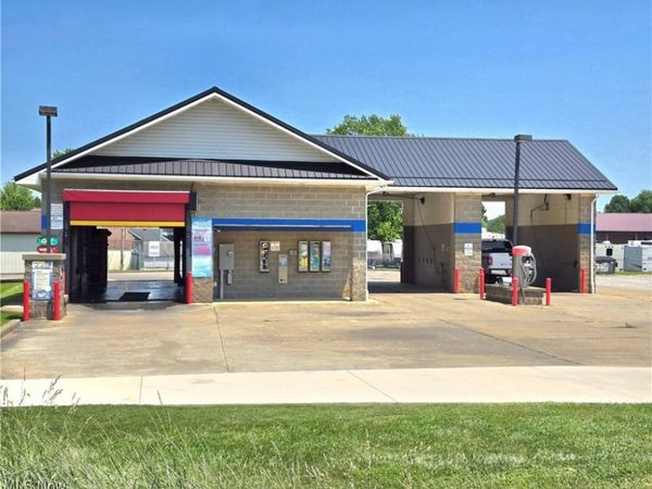 6200 Frazeysburg Road, Zanesville, OH 43830