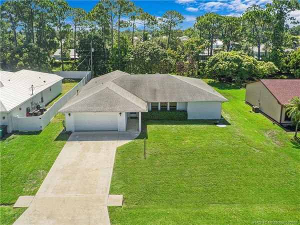 188 SE Crosspoint Drive, Port St Lucie, FL 34983