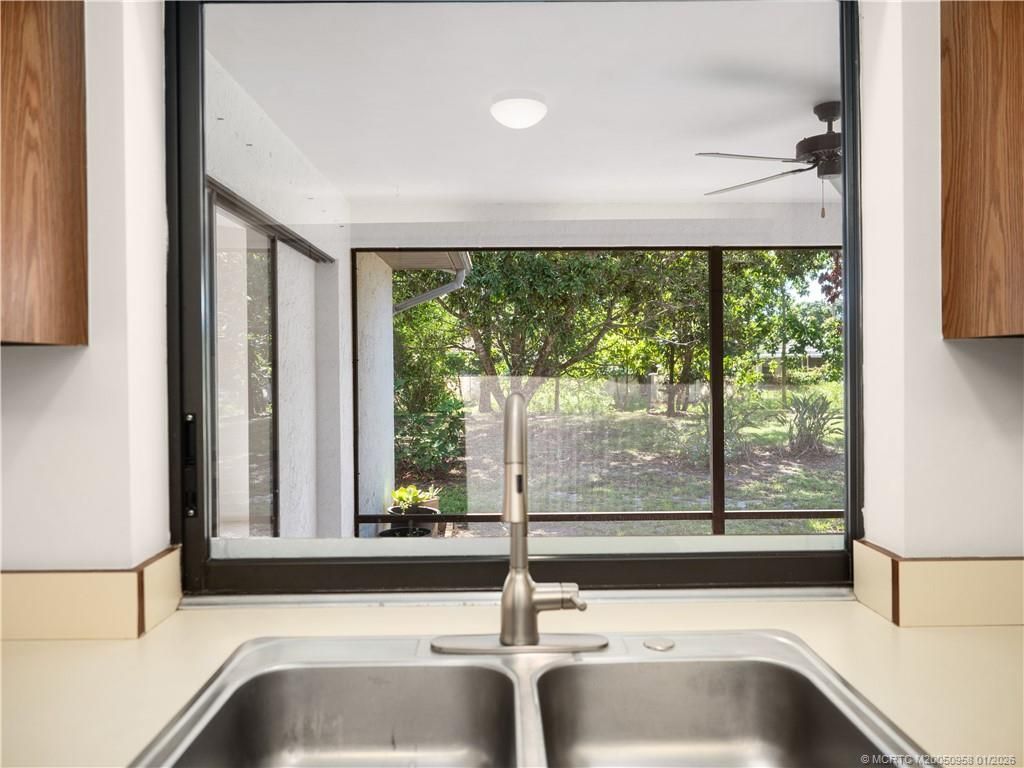 188 SE Crosspoint Drive, Port Saint Lucie, FL 34983 Photo