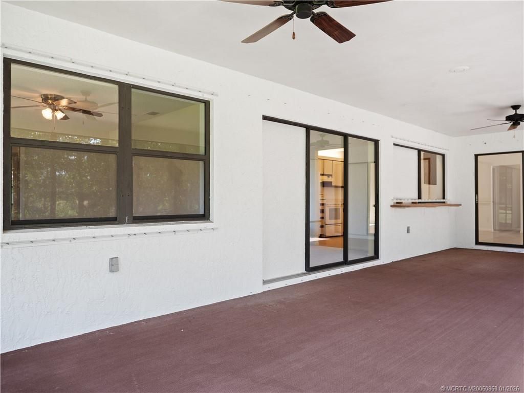 188 SE Crosspoint Drive, Port Saint Lucie, FL 34983 Photo