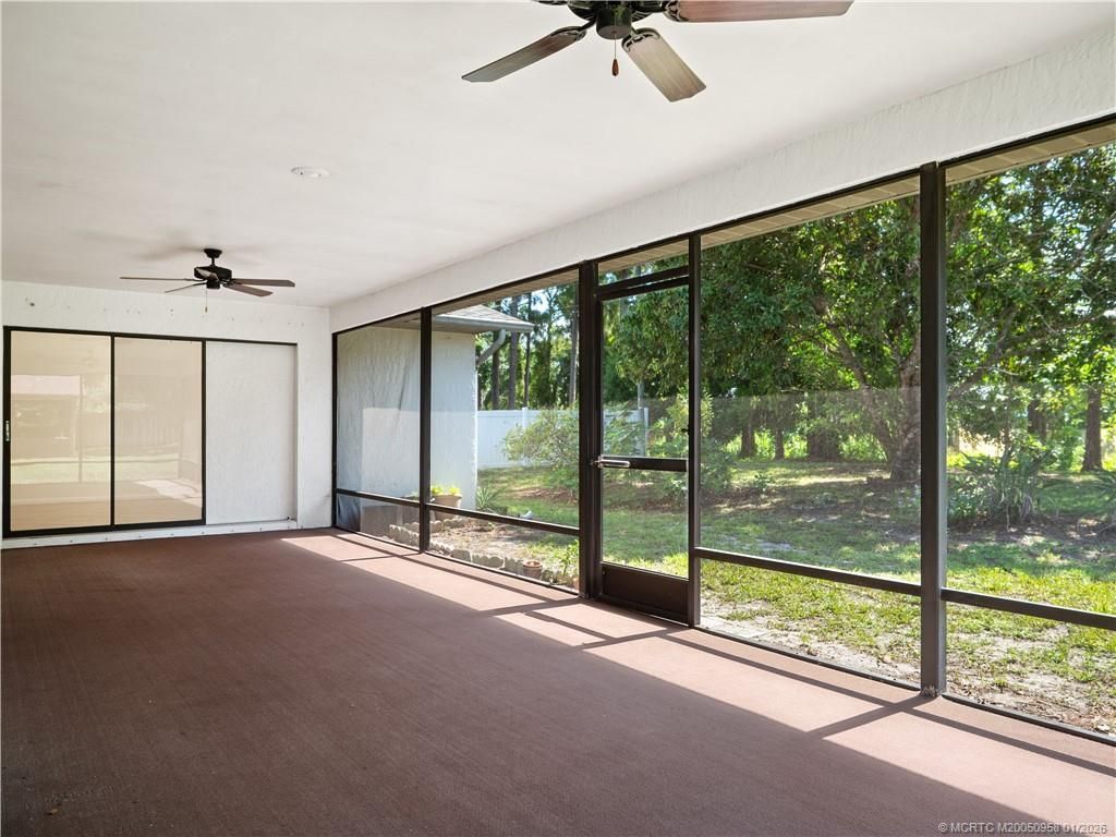 188 SE Crosspoint Drive, Port Saint Lucie, FL 34983 Photo