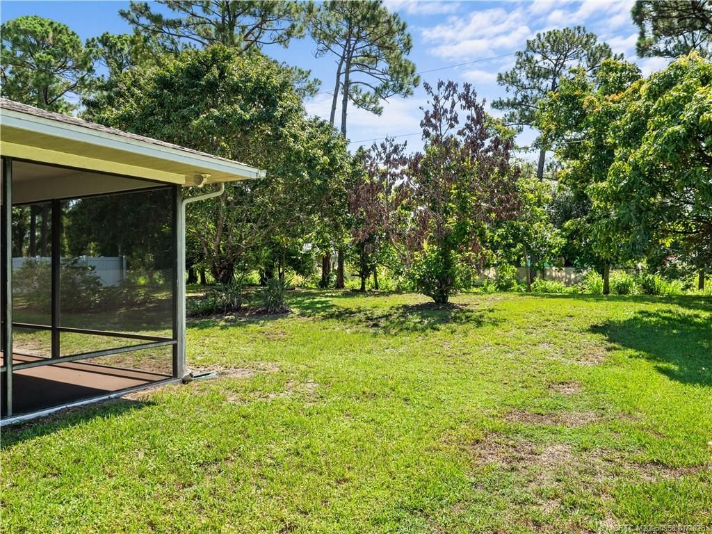 188 SE Crosspoint Drive, Port Saint Lucie, FL 34983 Photo