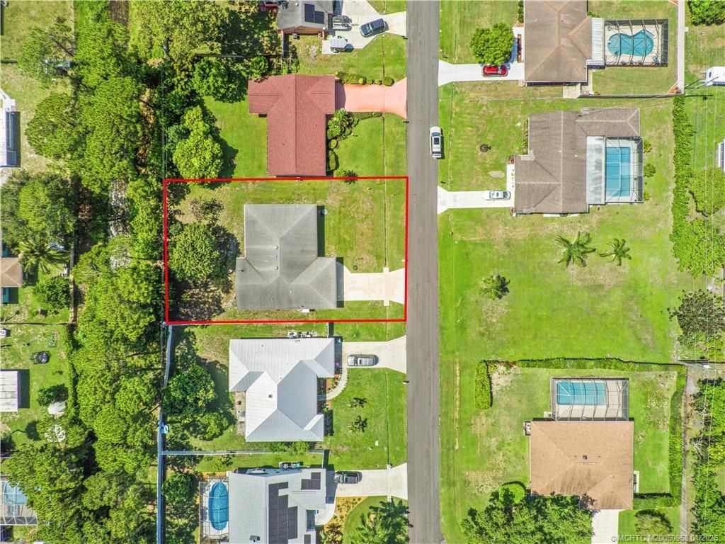 188 SE Crosspoint Drive, Port Saint Lucie, FL 34983 Photo
