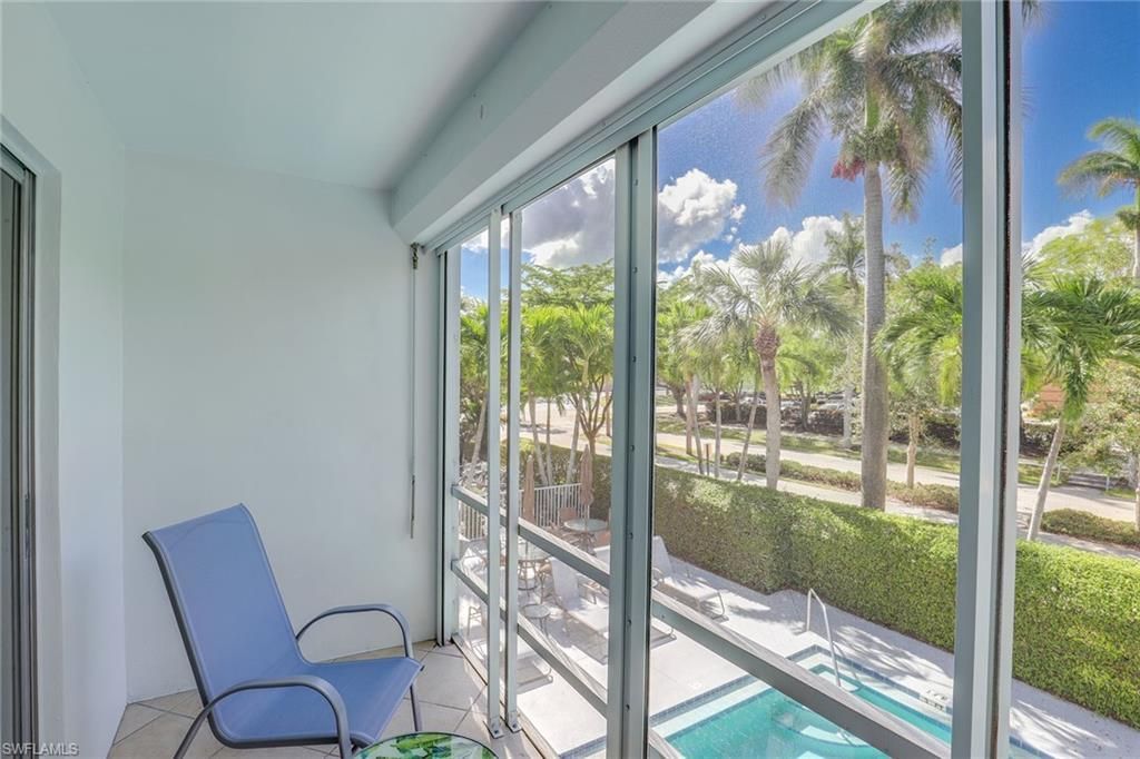 72 7th St S, Unit 208, Naples, FL 34102 Photo