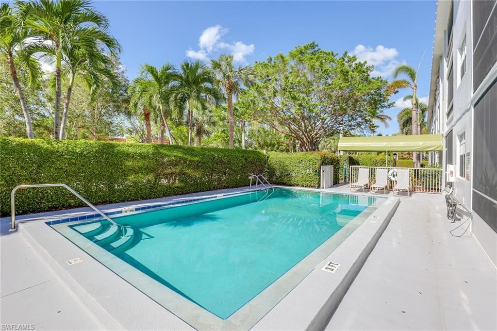 72 7th St S, Unit 208, Naples, FL 34102 Photo