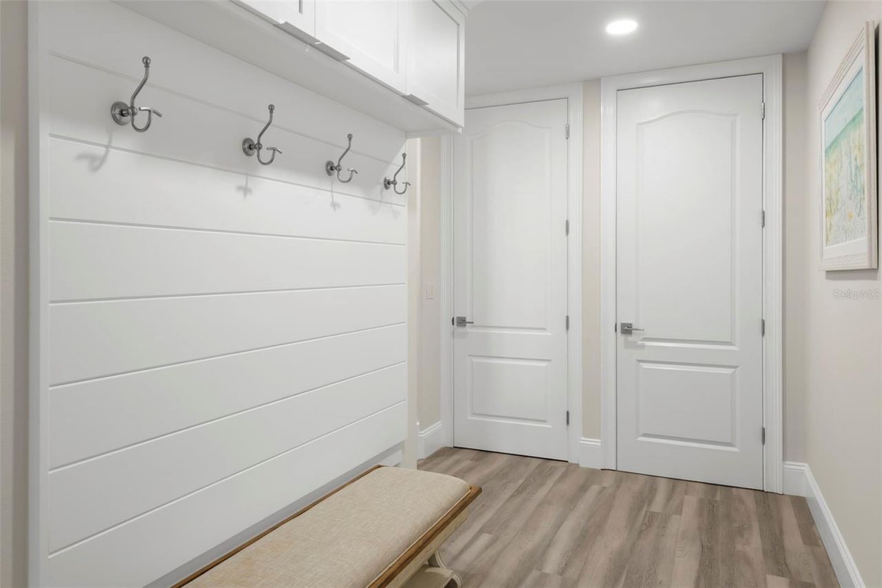 611 1st Avenue S, Tierra Verde, FL 33715 Photo