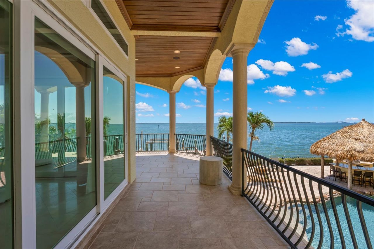 611 1st Avenue S, Tierra Verde, FL 33715 Photo